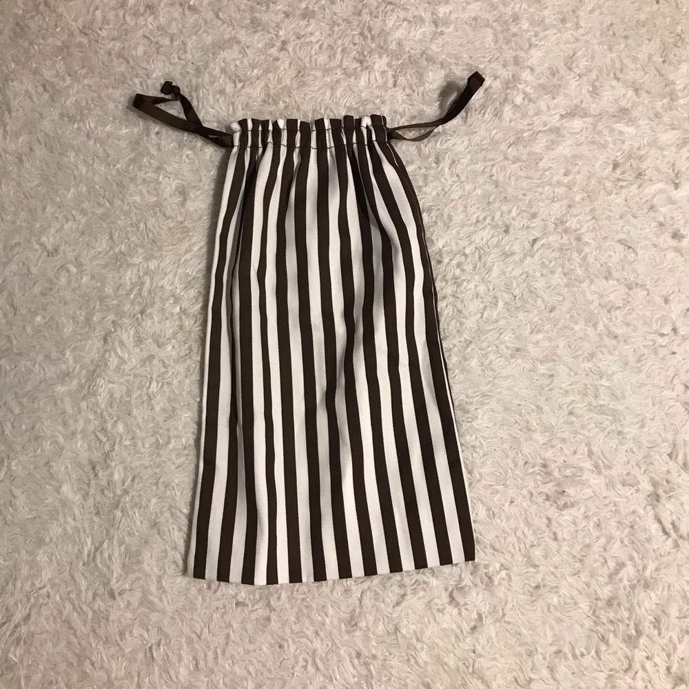 Henri Bendel Drawstring Dustbag - Picture 2 of 6
